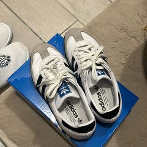 Adidas samba